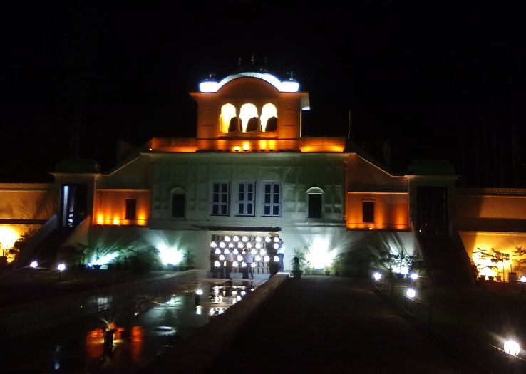 5. Sheesh Mahal & Rang Mahal